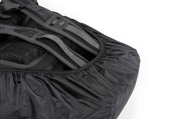 Fox Rage Voyager Camo Rucksack (incl. 4 Medium Shallow Tackleboxes)