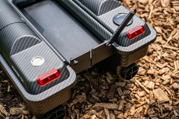 Łódka Zanętowa RidgeMonkey Hunter 750 Bait Boat