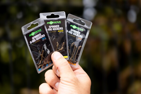 Korda Spinner D Rig Kickers Green/Brown (10 Pieces)