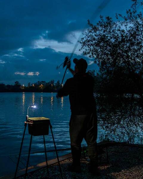 Fox Spomb Bucket Light
