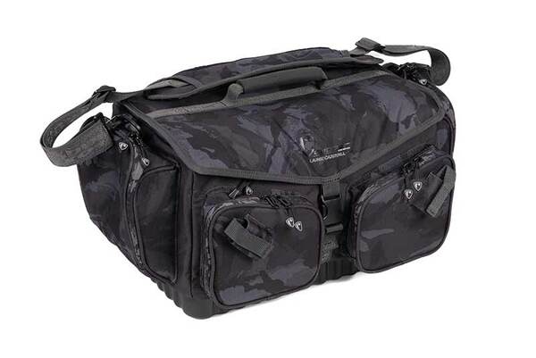 Fox Rage Camo Voyager Large Carryall (Incl. 5 Tackle boxes)