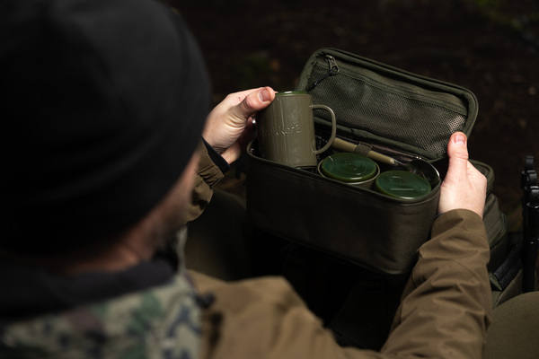 Trakker NXG Brew Kit (Incl. 2 Mugs + Teaspoon + 3 Jars)