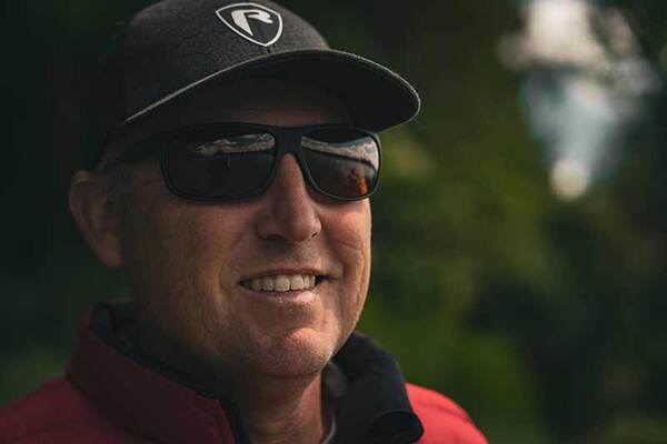 Fox Rage Matt Black Wrap Brown Lens Eyewear Zonnebril