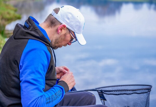 Preston White HD Cap