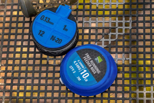 Preston Free Running Feeder Rigs 0,28mm (4,54kg) (3 stuks)
