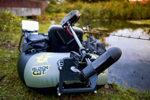 Black Cat Battle Boat 2400 Bellyboat Electric Motor