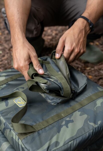 Korum Camo Fishcare Set Onthaakmat (Incl. Weegzak)