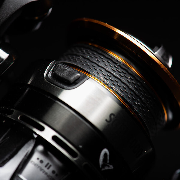 Savage Gear SG8 Spinning Reel