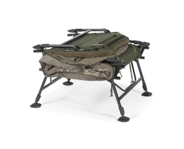 Nash Indulgence HD40 Sleep System 8 Legs Camo Wide (Stretcher + Dekbed)