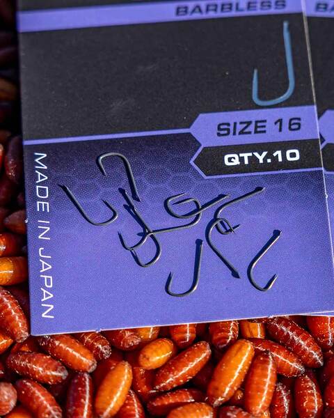 Haczyki Bezzadziorowe Matrix X4 Commercial Silvers (10 Sztuk)