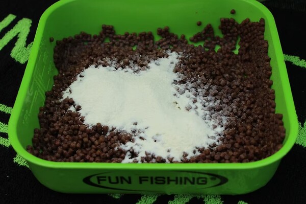 Fun Fishing Pellets & Particle Glue (150g)