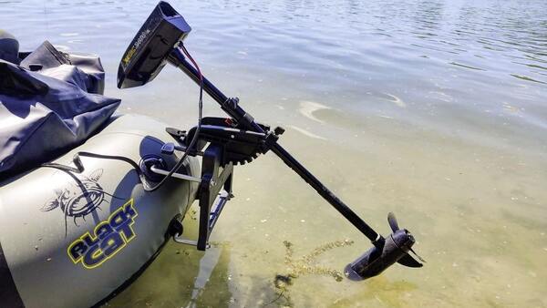 Black Cat Battle Boat 2400 Bellyboat Electric Motor