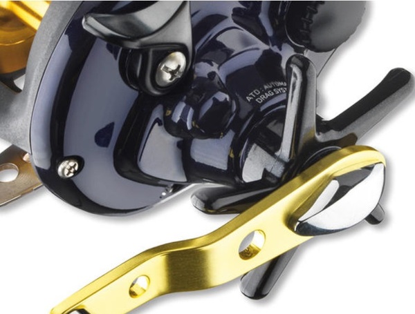 Daiwa Tanasensor 500 1bb 0,41mm/380m 4,3:1 74cm, 520gr (with fishfinder display)