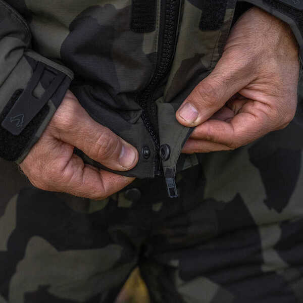 Avid Carp Arctic 50 Camo Thermo Suit