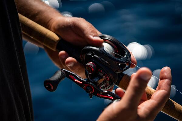 Penn Fathom® Low Profile Baitcaster Reel 300 RH