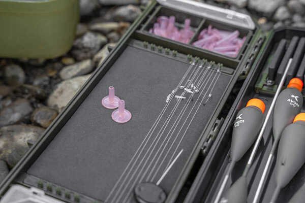 Korum Meat Stoppas - Large (8 Pieces)