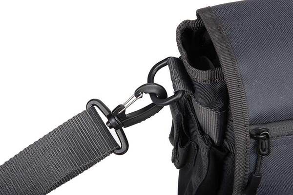 Fox Rage Messenger Bag Vistas (Incl. 2 Tackleboxen)