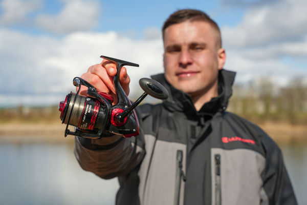 Ultimate Fury Feeder Reel 4000