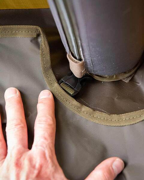 Fox Air Frame Social Shelter (Dmuchany Namiot)