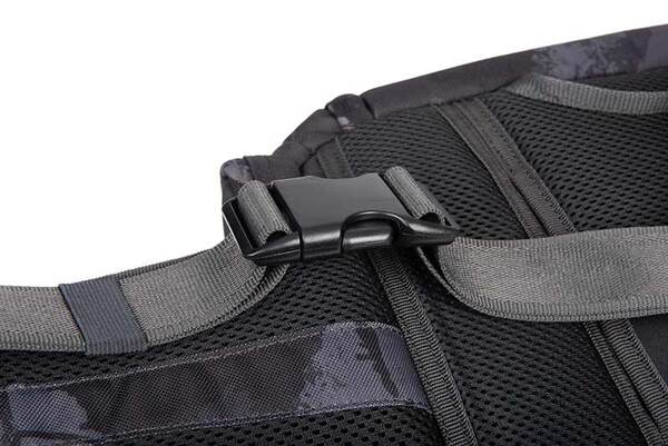 Fox Rage Camo Voyager Belt Bag (Incl. Tacklebox)