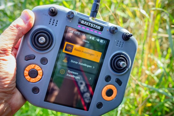 BaitStar Baitboats Xpert Carbon AllinOne Voerboot (GPS & Fishfinder)