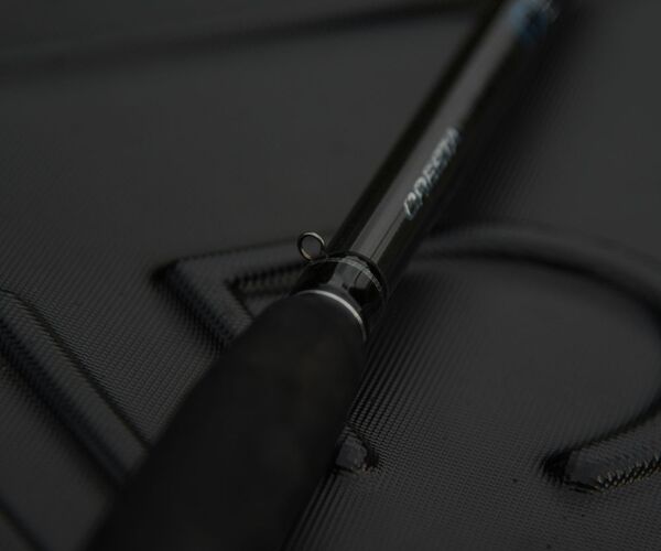 Cresta Identity Pro Superior Feeder 320 3,2m 15-30gr 2+3sec 138cm 169gr