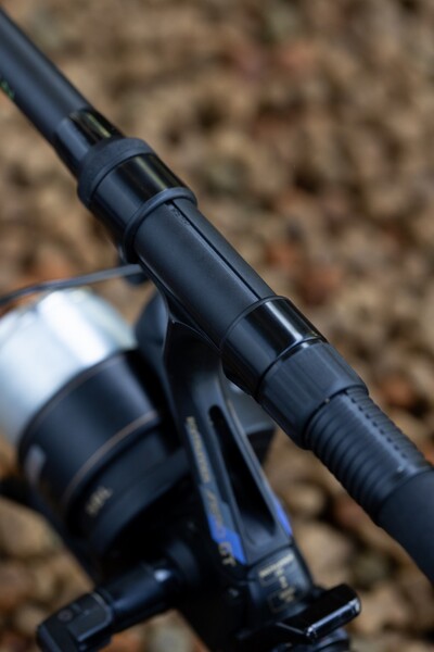 Korda Kaizen Green Floater Caña para Carpa 12 ft (2,75 lb)