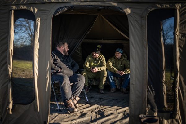 RidgeMonkey EscAPE XF2 Compact Bivvy con Plus Porch Extension