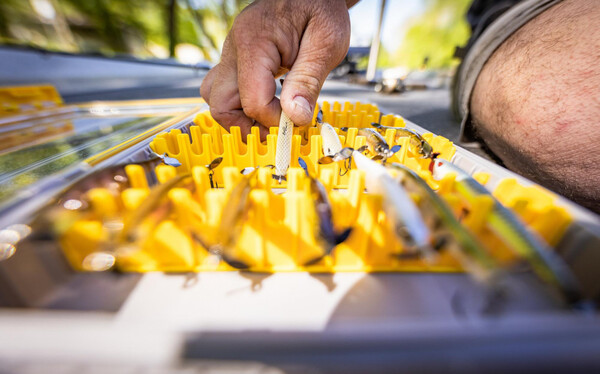 Plano Edge Vertical Jig And Spybait 3700 Caja para Señuelos