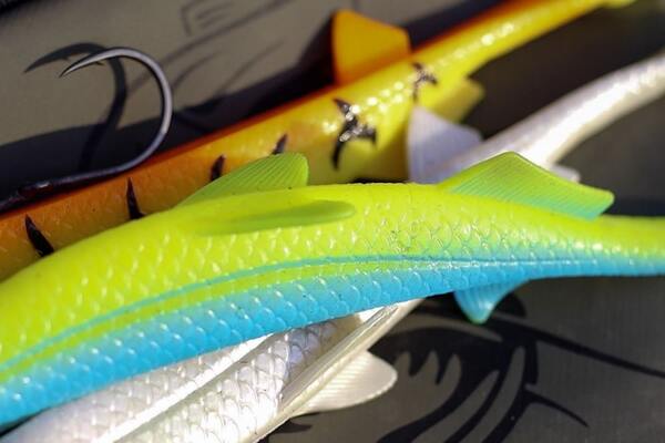 Black Cat Pelagic Suspending Shad Catfish Lure 27cm (60g)