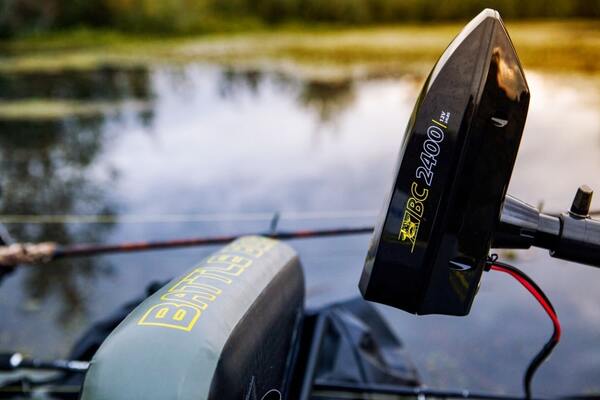 Black Cat Battle Boat 2400 Bellyboat Electric Motor