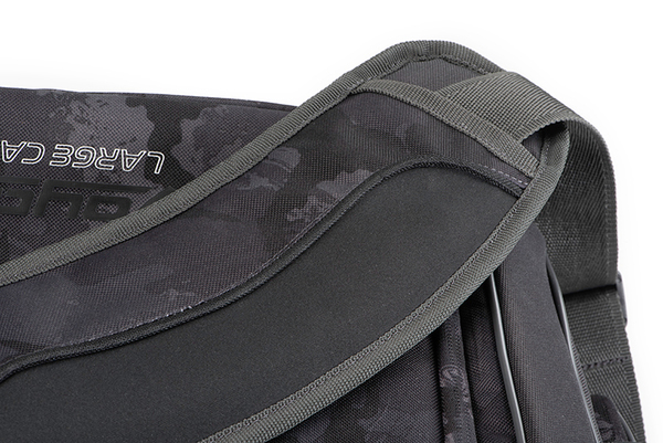 Fox Rage Voyager Camo Carryall L (incl. 3 Medium Shallow, 1 Medium Deep & 1 Small Tackleboxes)