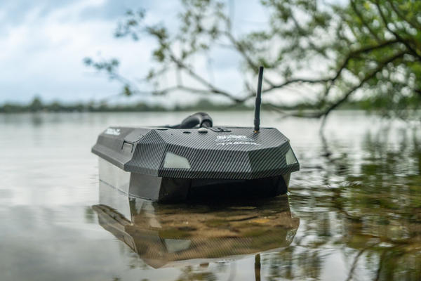 Navicarp Tracer Carbon Bait Boat