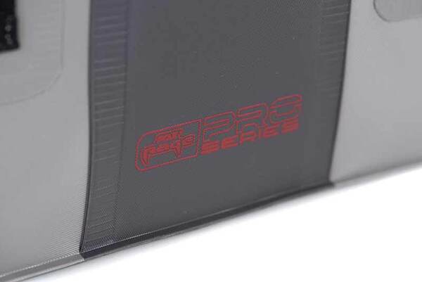 Fox Rage Pro Series Bolsa Soldada para Pesca de Depredadores