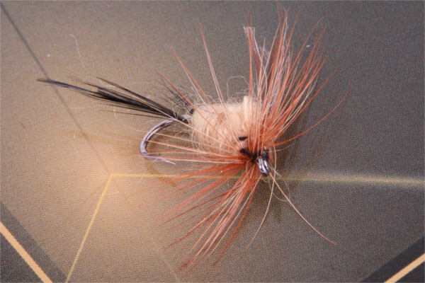 Ultimate Fly Set, 12 moscas artificiales