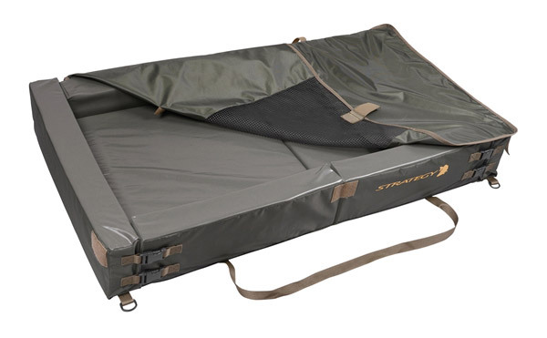 Strategy The Comfort Box Unhooking Mat XL