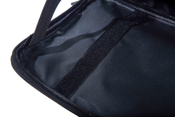 Ultimate Dark Camo Slingbag (Incl. 2 Tackleboxes)