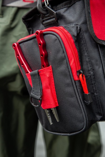 Ultimate Predator Shoulderbag + Tacklebox