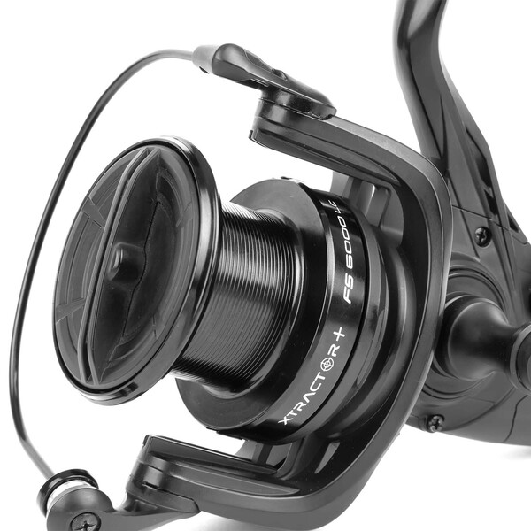 Sonik Xtractor+ FS 6000 Long Cast Carp Baitrunner Reel