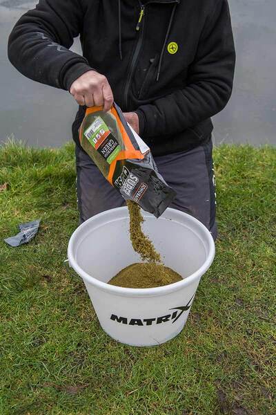 Matrix Groundbait Bucket & Lid (17L)