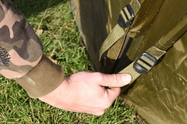 Fox R-Series 2 Man Giant Bivvy