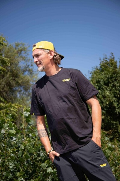 Black Cat Chase Dreams Black Tee T-Shirt