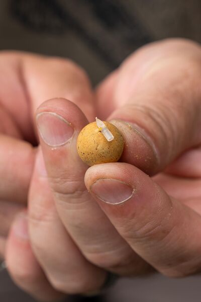 Korum Smokescreen Speci Quick Stop Kit (12 Pieces) (Incl. Needle!)