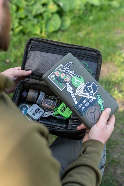 Korda Compac Tackle Pouch Dark Kamo Vistas