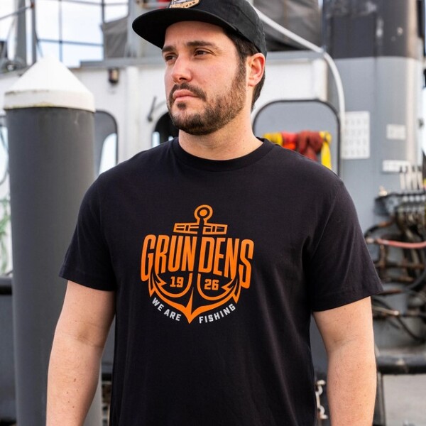 Grundéns Logo Anchor SS T-Shirt Black