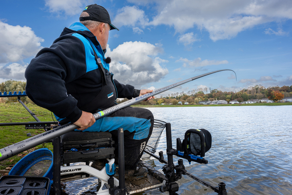 Preston Edge Monster Margin Vaste Hengel 9.5m