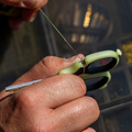 Ridgemonkey Nite Glo Strip 'n Snip Scissor
