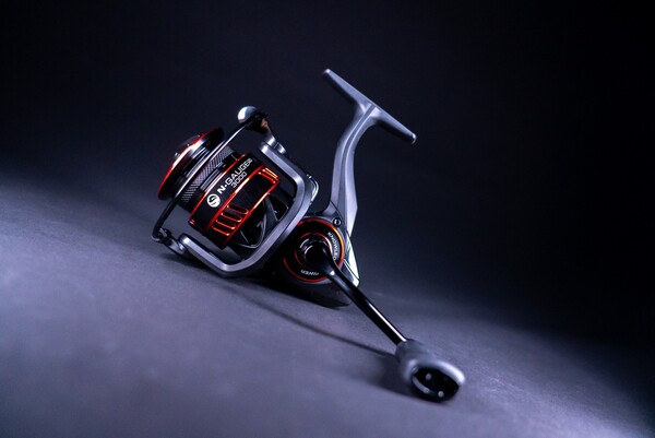 Guru N-Gauge Pro Reel Friedfisch Rolle (inkl. Ersatzspule)