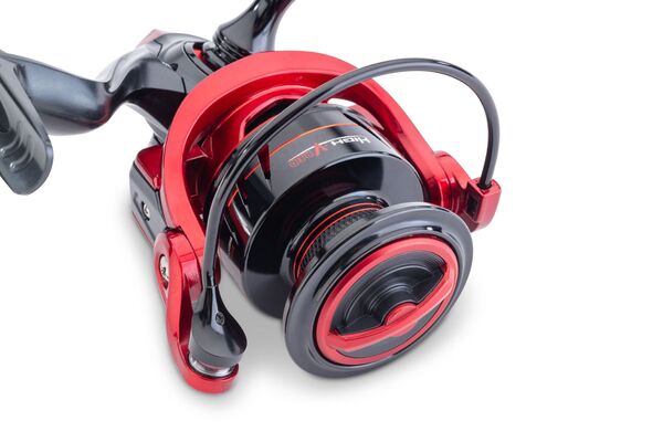 Iron Claw High-V Red Kołowrotek Spinningowy