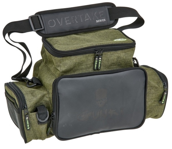 Gunki Overtake Box Bag Front Stripes Carryall (Incl. 4 Tackle Boxes)